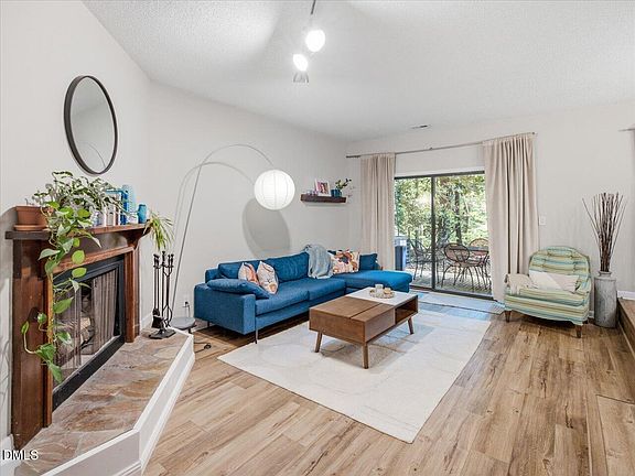 2nd image of 303 Deepwood Rd
