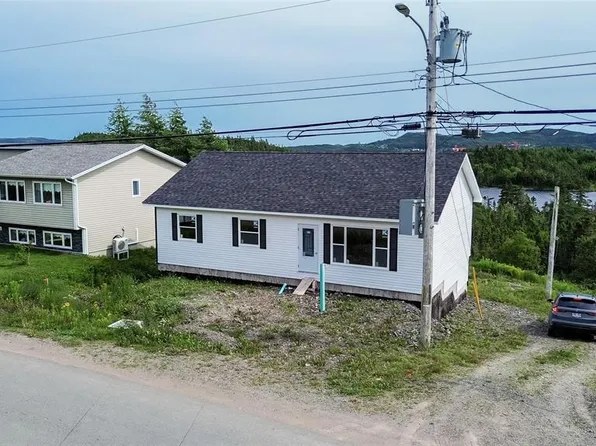 12 Atlantic Street, Marystown, NL A0E2M0