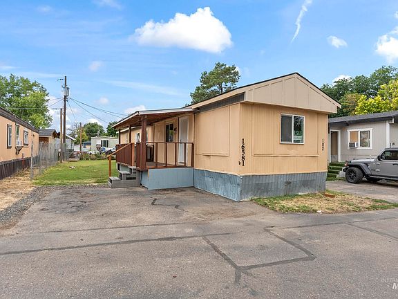 2nd image of 16581 N White Pine St #102
