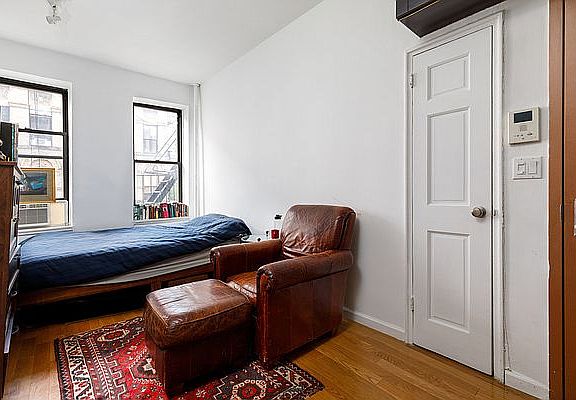 2nd image of 38 Orchard St #2D