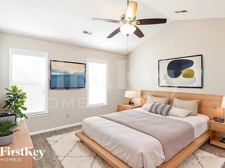 8102 Kingston Dr — Photo 14