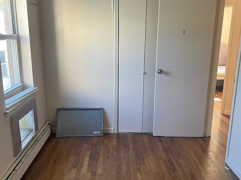 2148 Blackrock Ave #2 — Photo 6