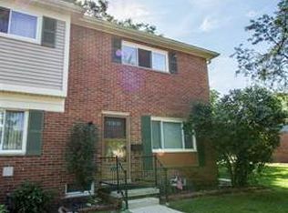 3374 Williamsburg Rd, Ann Arbor, MI 48108