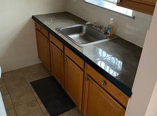 190 Beach 60 St, Far Rockaway, NY 11692