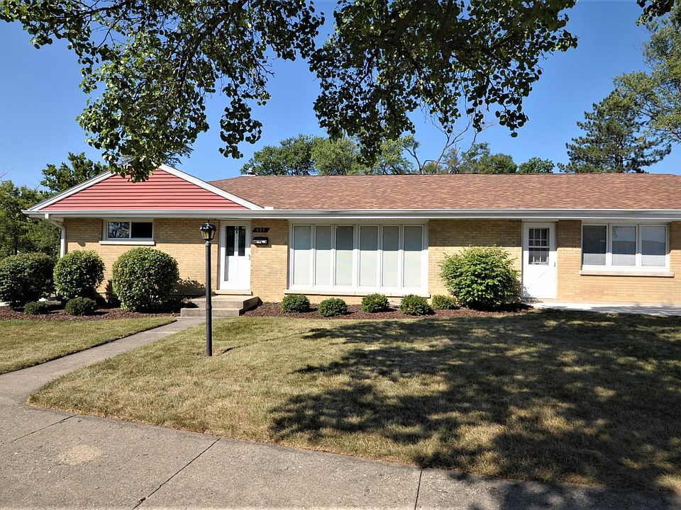 1st image of 598 Green Valley Dr W