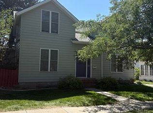 315 E 5th St, Chadron, NE 69337