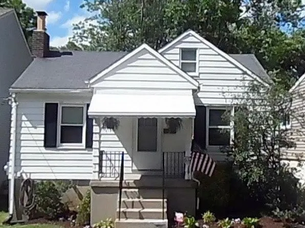 6314 Bancroft St, Cincinnati, OH 45227