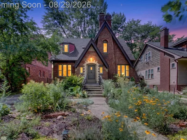 5793 Grayton St, Detroit, MI 48224