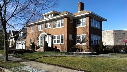 1st image of 803 Sherwood Pl