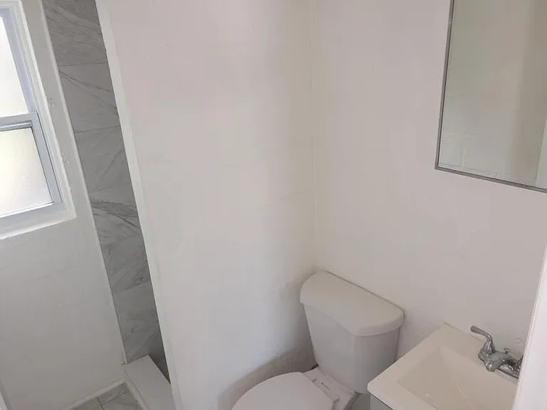 139 W 8th St #8 — Photo 6