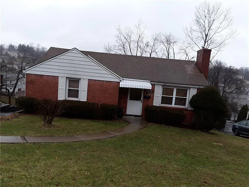 5137 Fieldcrest Dr photo 1