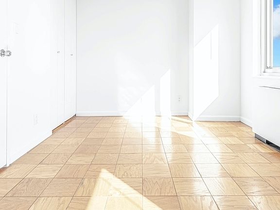 3rd image of 2600 Netherland Ave APT 2209