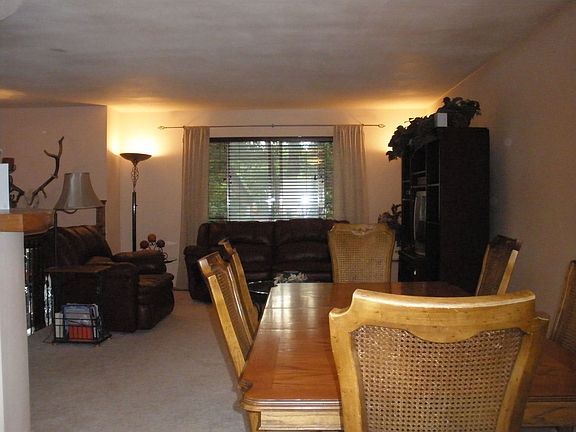 Dining Room/Living Room