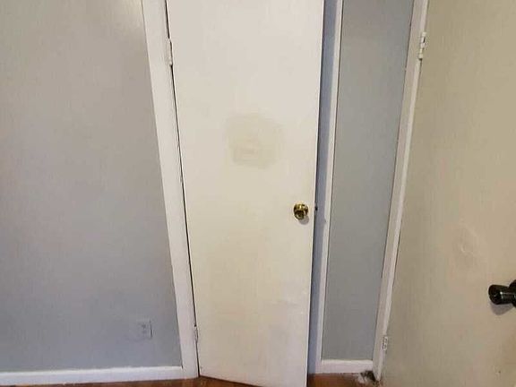 5th image of 404 E 21st St #B3