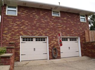 300 Cedar Crest Dr, Ripley, WV 25271