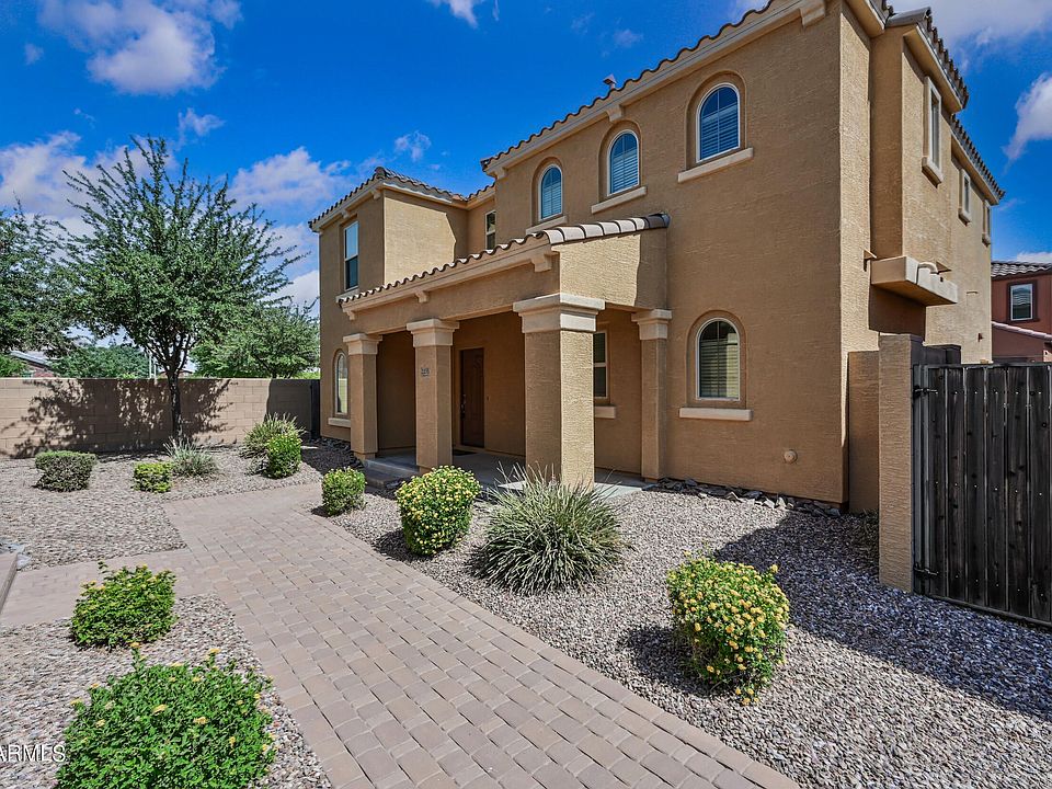 1st image of 2255 S Ponderosa Dr