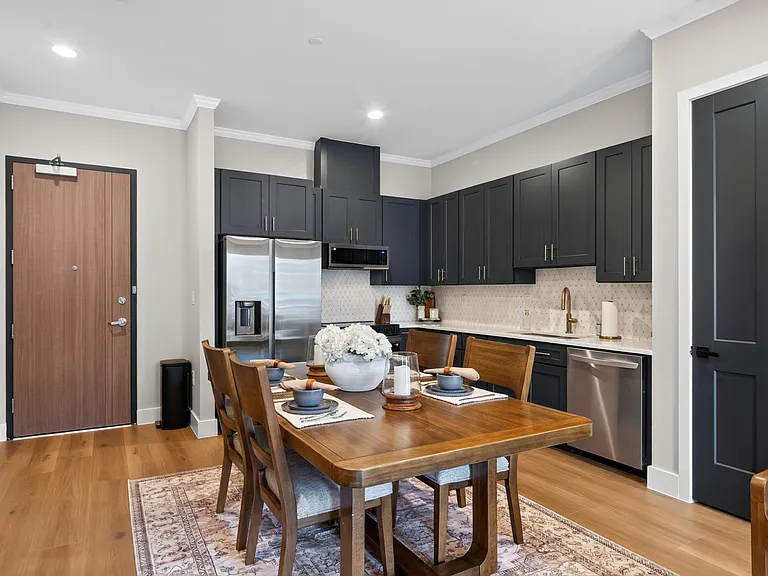 10899 S Hausman Rd #207 — Photo 5