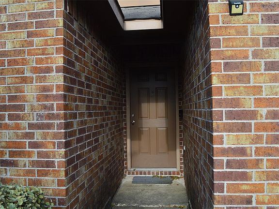 2nd image of 14011 Brunswick Place Dr