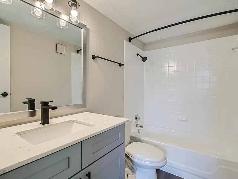 Rise Spring Pointe — Photo 28