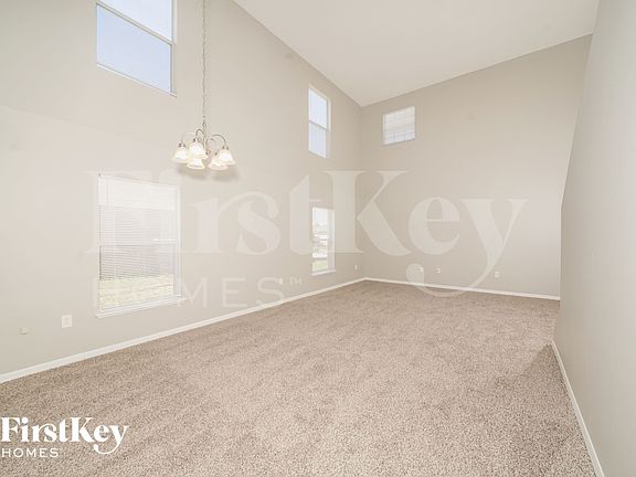 5th image of 3638 Queens Cove Blvd