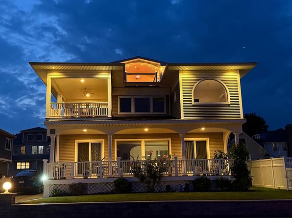 40 Hawley Ave