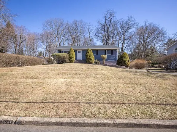 10 Michelle Avenue, Congers, NY 10920