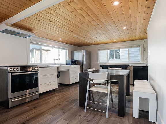 4th image of 23080 Dyke Rd #5