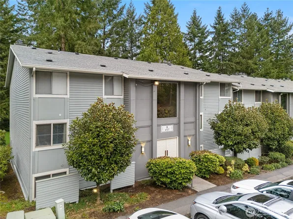 4727 W Lake Sammamish Parkway SE #B201, Issaquah, WA 98027