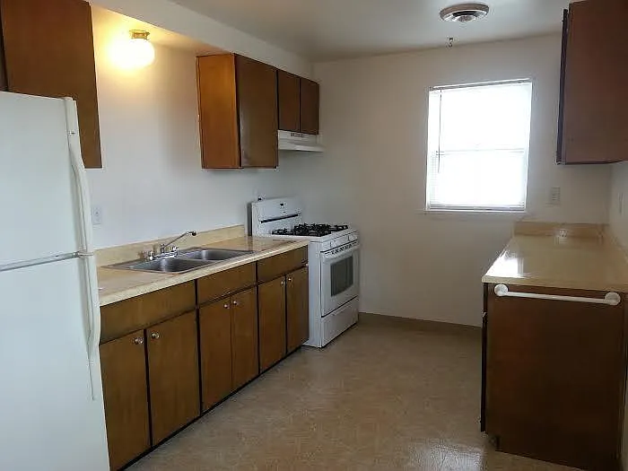 1 Ampere St APT 2 photo 1