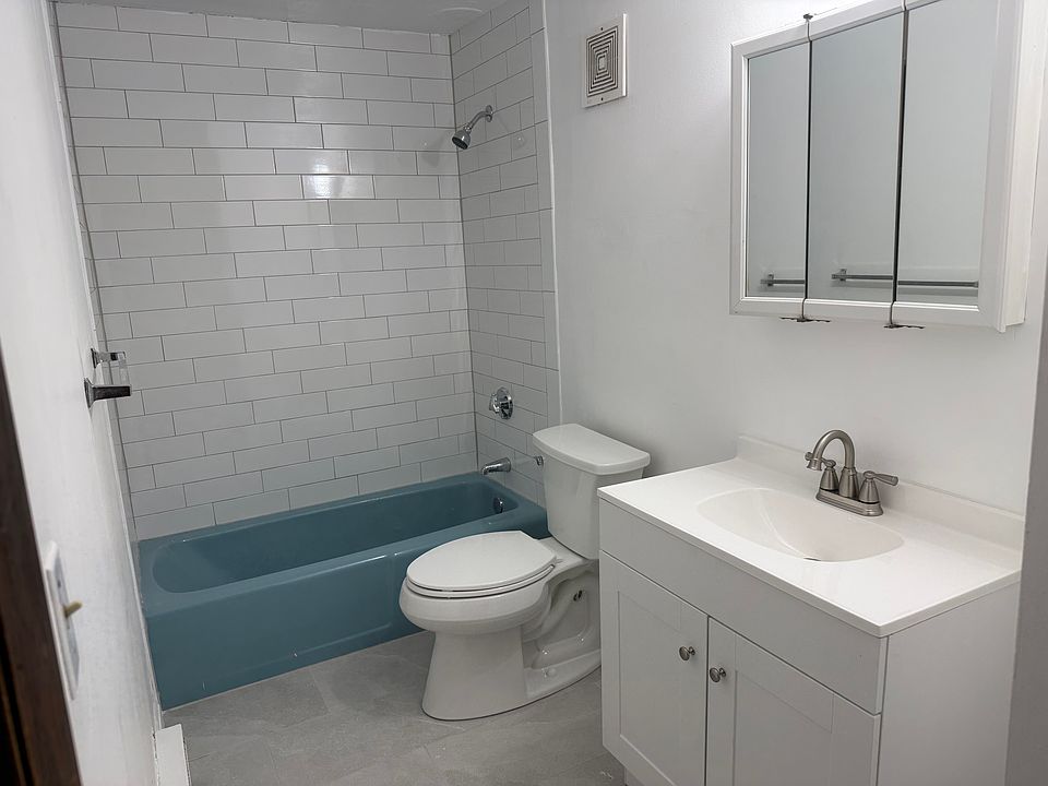 2nd image of 224 Main St #6A