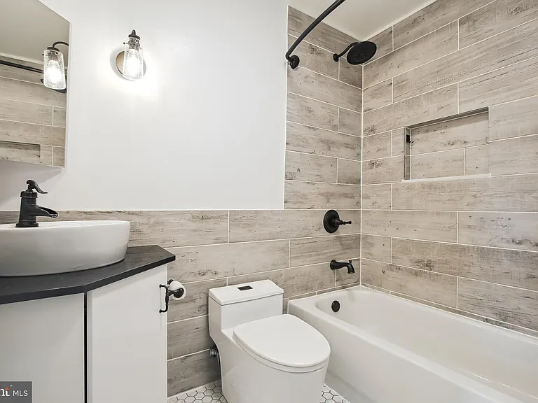 5502 Sacramento Mews Pl — Photo 10