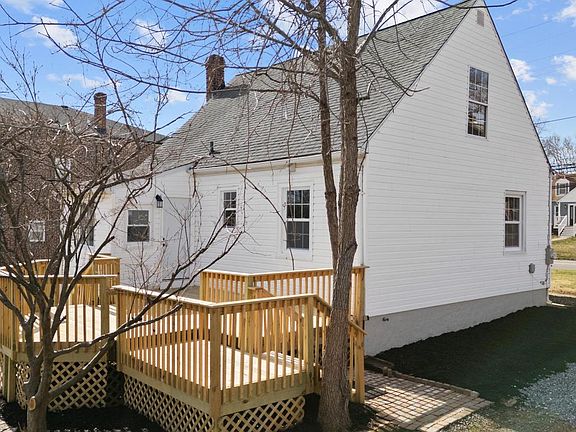 3rd image of 3070 Concord Rd