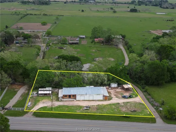 20882 Fm 359 Rd, Hempstead, TX 77445