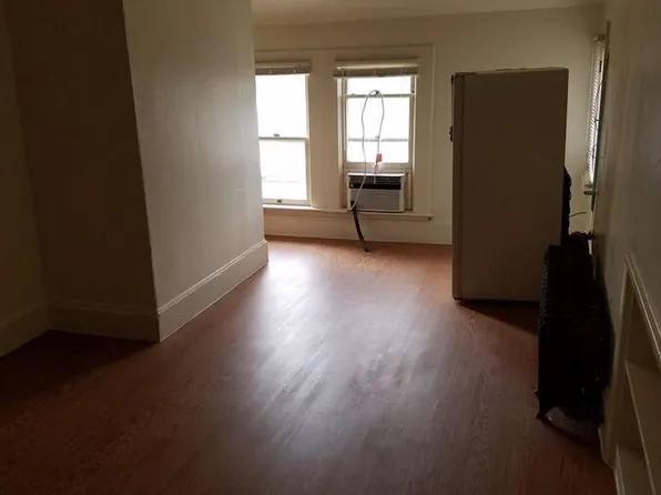 603 Emery St APT 4, Longmont, CO 80501