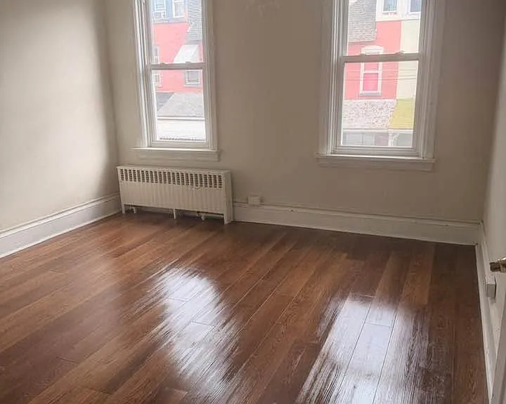 730 Pear St — Photo 5