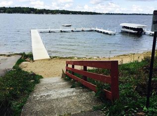 606 Wallis Ave, Delavan, WI 53115