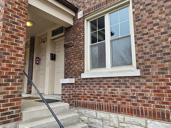 2nd image of 3143 Halliday Ave Floor 1