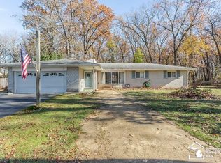 7756 Indian Rd, Temperance, MI 48182