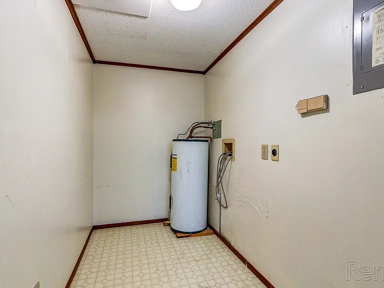 Easton Ridge Apartments — Photo 10