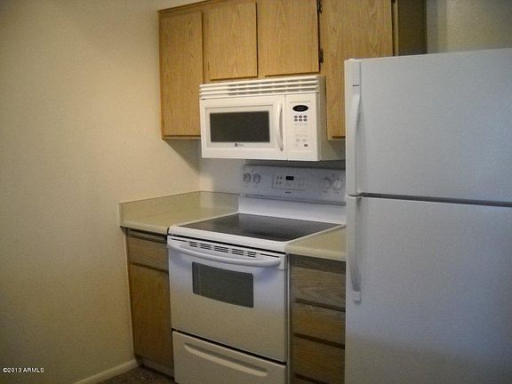 3rd image of 10873 W Thunderbird Blvd