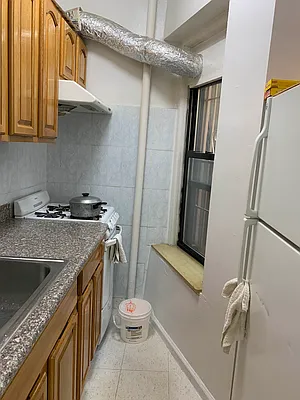 Rented by D H Realty & Management Inc | media 4