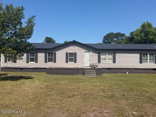 8833 Stephens Church Road, Wilmington, NC 28411