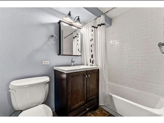 5th image of 75 N Emerson St APT 206