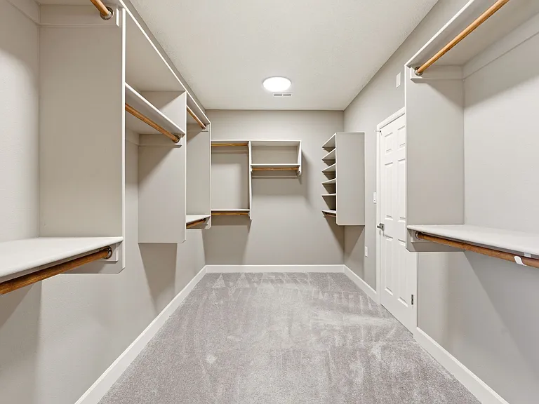 1504 Challedon Dr SE — Photo 34
