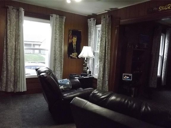 3rd image of 501 N Independence St