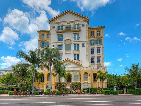 2nd image of 19640 Gulf Blvd APT 401