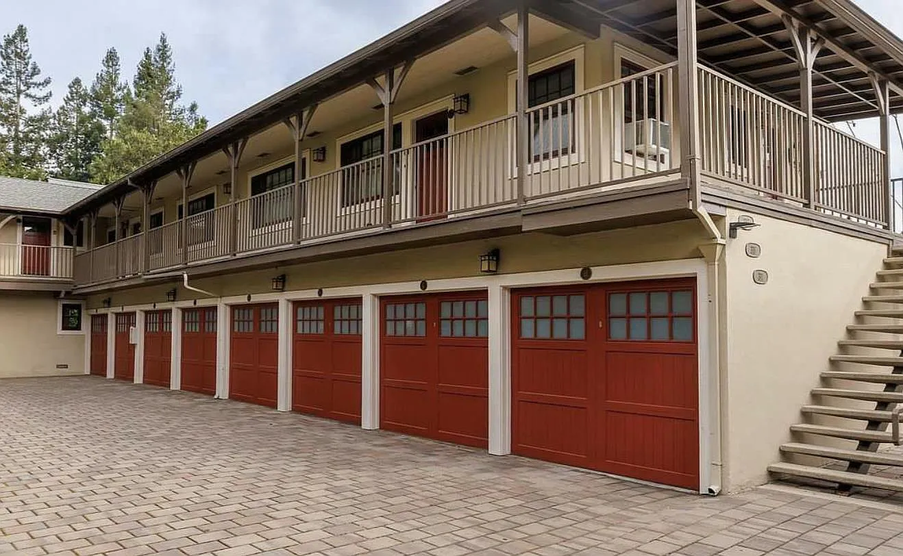 Hawthorne Paloalto photo 1