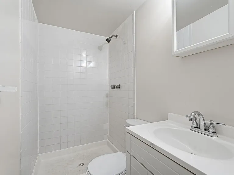 1204 Brethour Ct — Photo 20