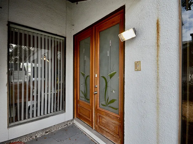 7655 S Braeswood Blvd #26 — Photo 2