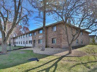 Oakridge Apartments, Wyoming, MN 55092